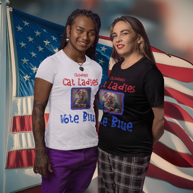 Harris Walz 2024 Kinderlose Katze Frauen wählen Bl T-Shirt (Von Creator hochgeladen)