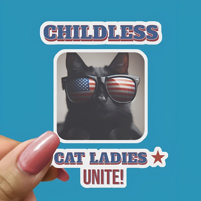 Harris Walz Childless Cat Ladys Unite Foto Cat Aufkleber (The Hand of a Woman Holding a Harris Walz Childless Cat Ladies Unite Photo Cat Sticker)