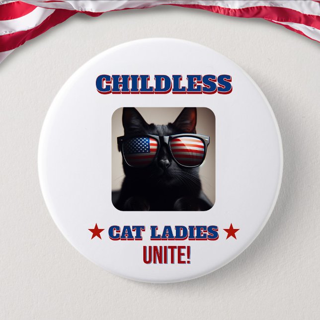 Harris Walz Childless Cat Ladys Unite Foto Cat Button (Von Creator hochgeladen)