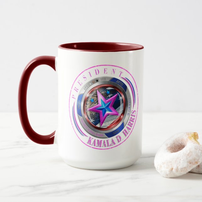 Harris-Walz Dualrosa Briefmarke Medallion Tasse (Mit Donut)