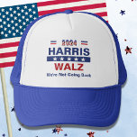Harris Walz Wir gehen nicht zurück Truckerkappe<br><div class="desc">Stell dich mit diesem LKW-Hut heraus,  der das Harris/Walz Kampagnenticket unterstützt. Stilisierte rot,  weiß und blau Stilisierte Schriftzeichen in kühlem,  auffälliges Muster. Textüberschrift "We're Not Going Back" ist editierbar.</div>