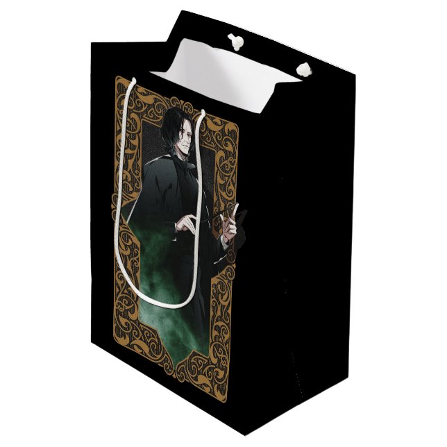 HARRY POTTER™ | Anime Snape Frame Graphic Mittlere Geschenktüte (Vorderseite Schrägansicht)