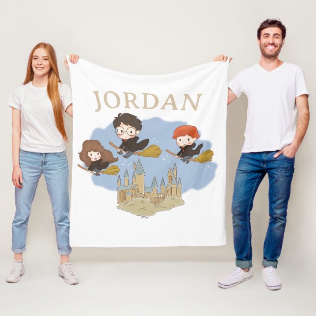 HARRY POTTER™, Hermione, & Ron Fly Over HOGWARTS™ Fleecedecke (Beispiel)