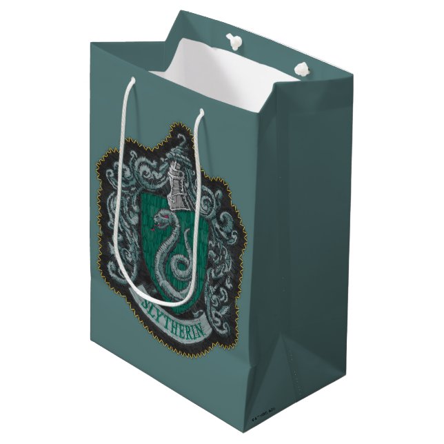 Harry Potter | Retro Mighty Slytherin Wappen Mittlere Geschenktüte (Vorderseite Schrägansicht)