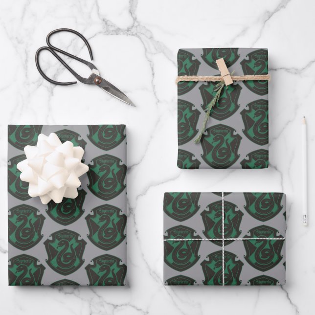 Harry Potter | Slytherin House Pride Wappen Geschenkpapier Set (Vorderseite)