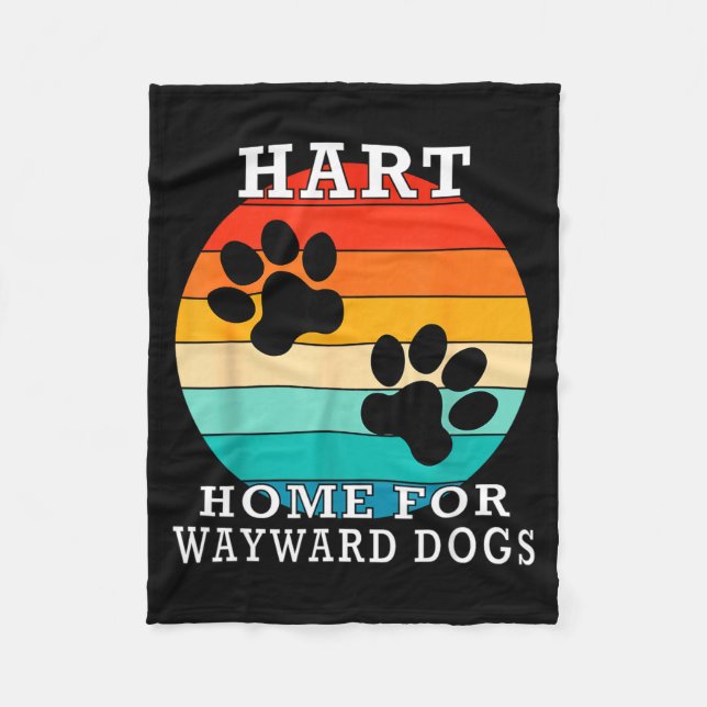 Hart Home For Wayward Dogs Family Name  Fleecedecke (Vorderseite)