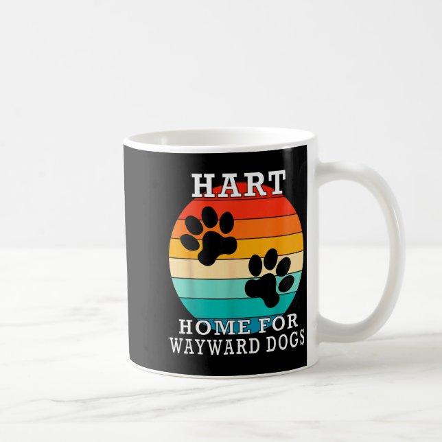 Hart Home For Wayward Dogs Family Name  Kaffeetasse (Rechts)