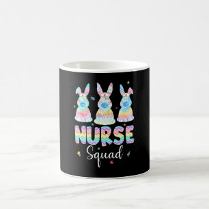Häschen-Krankenschwester-Squad Ostern Tie Dye Kani Kaffeetasse
