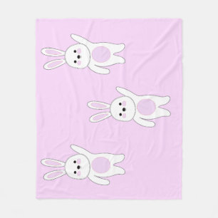 Hase. Weiß und rosa. Fleecedecke