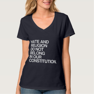 HASS UND RELIGION GEHÖREN NICHT - .PNG T-Shirt