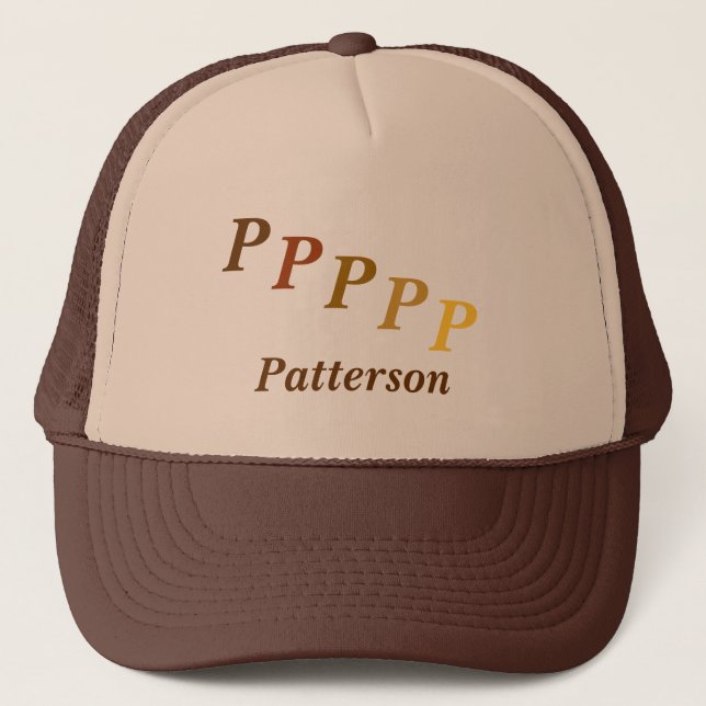 Hat - Name und Steppmonogramm (braun) Truckerkappe (Vorderseite)