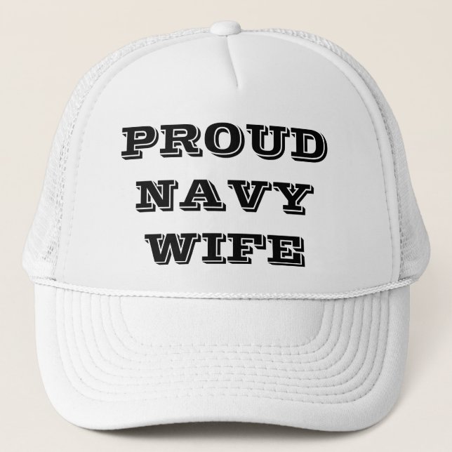 Hat Proud Navy-Ehefrau Truckerkappe (Vorderseite)