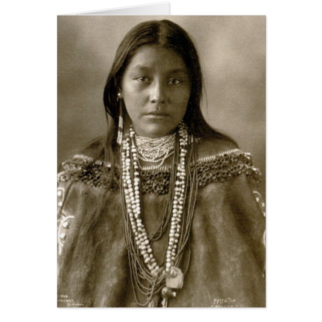 Hattie Tom, Chiricahua Apache (Vorne)