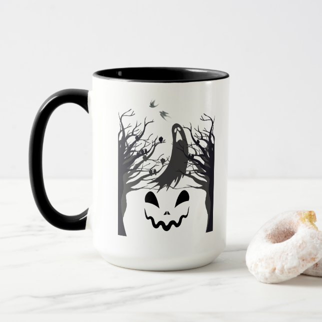 Haunted Forest Ghost Mug – Dark & Spooky Silhouett Tasse (Mit Donut)