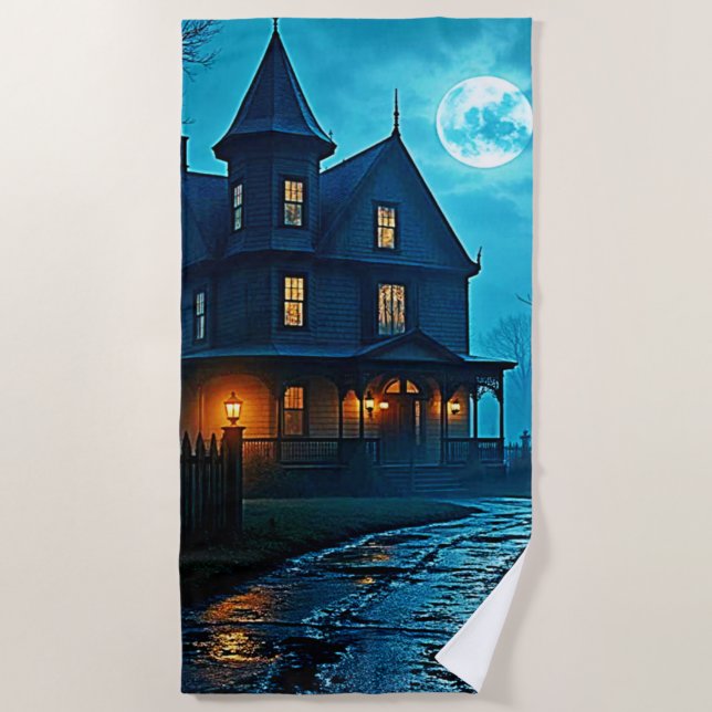 Haunted Mansion Blue Moonlight Night Design Strandtuch (Vorderseite)