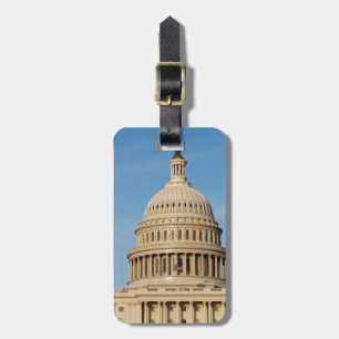 Hauptstadts-Gebäude geschossen auf Dämmerung Gepäckanhänger