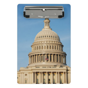 Hauptstadts-Gebäude geschossen auf Dämmerung Mini Klemmbrett