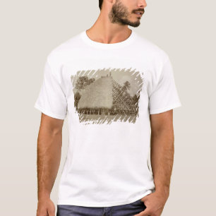 Haus-Gebäude in Samoa-Inseln, c.1875 (Sepia-Foto) T-Shirt