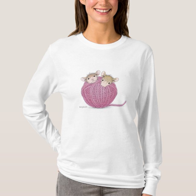 Haus-Maus Designs® - Kleidung T-Shirt (Vorderseite)