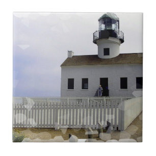 Haus mit Leuchtturm-Fliese Fliese