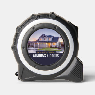 Haus Portrait, Fenster & Türen Fitter Company Maßband