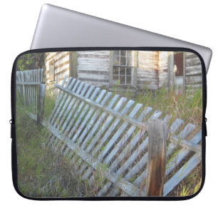 Haus-Zaun-Porträt Laptopschutzhülle