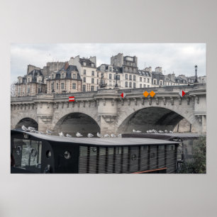 Hausboot nahe Pont Neuf - Paris, Frankreich Poster