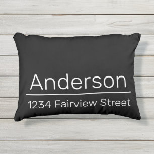 Hauseigentümername Straße Adresse Schwarz und Weiß Kissen Für Draußen