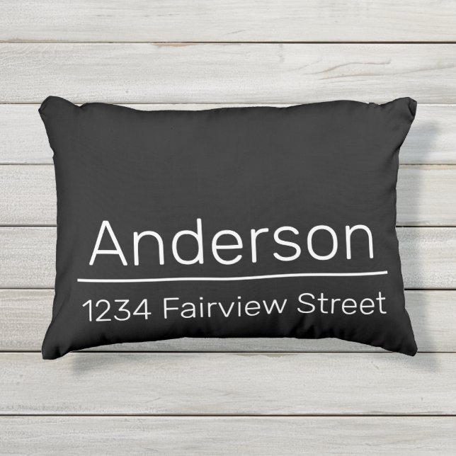 Hauseigentümername Straße Adresse Schwarz und Weiß Kissen Für Draußen (Vorderseite)