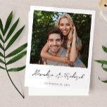 Haushalt Sofortiges Foto 2 Save the Date - weiß<br><div class="desc">** SATIN PAPIER IST PAPIERTHIN. AKTUALISIEREN SIE DAS PAPIER FÜR EIN BILDERPAPIER. HAT EINE OPTION FÜR ENVELOPES. *** Rette Geld auf formelle Einladungen mit dieser kleineren Einladung, die eine Option für Umschläge hat. Holen Sie Ihre Gäste mit Ihrem Instant Foto 2 Save the Date - White Save the Date Cards...</div>