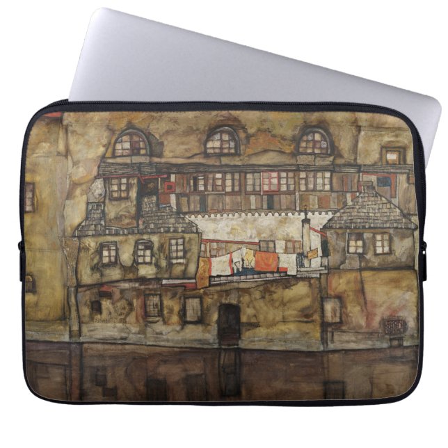 Hausmauer am Fluss durch Egon Schiele Laptopschutzhülle (Vorderseite)