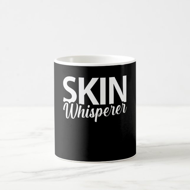 Hautflüstern Funny Skin Dermatology Kaffeetasse (Mittel)