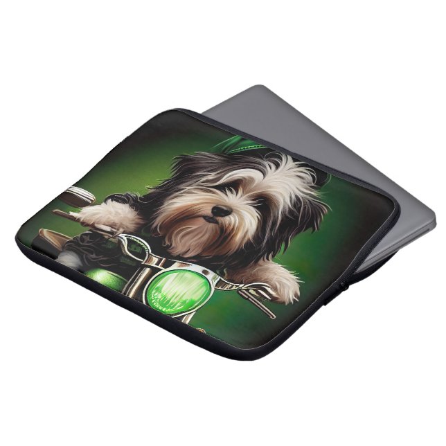 Havanese Dog Driving Bike St. Patrick's Day Laptopschutzhülle (Vorne Oben)