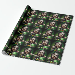 Havanese Hund fährt Fahrrad am St. Patrick's Day Geschenkpapier