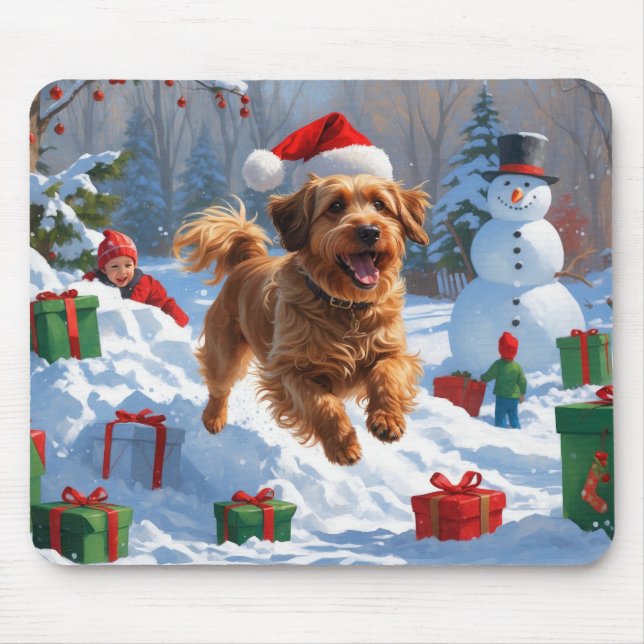 Havanese läuft in Schnee mit Weihnachtshut Mousepad (Vorne)