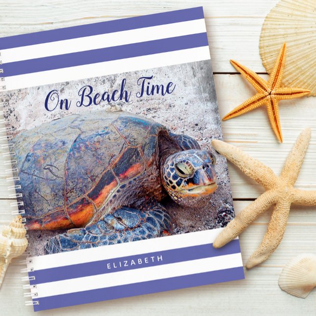 Hawaii Honu Sea Turtle Lila auf Beach Time Script Notizbuch (Von Creator hochgeladen)