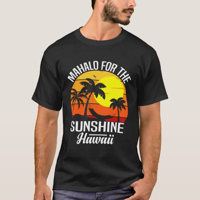 Hawaii island of sun beach waves and palm trees  6 T-Shirt (Vorderseite)