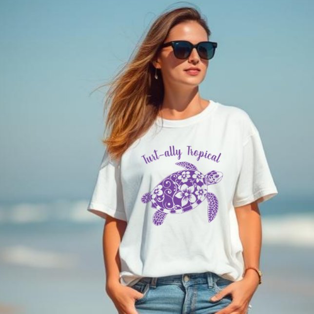 Hawaiian Turtle Turt ally Tropical Lila T-Shirt (Hawaiian Turtle-Turt-ally Tropical-Fisherman Core, Coastal, Islander, Beach, Summer, Women t shirt)