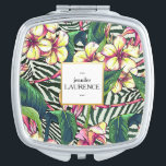 Hawaiischer mutiger Plumeria-mit Taschenspiegel<br><div class="desc">HAWAIISCHE nahtlose Hintergrund-Ausrüstungsbeschreibungs-grafische mit Blumenillustration mutigen und hellen tropischen betonten Monstera Blätter und der Plumeria-Blumen. Macht ein schönes ins Auge fallendes personalisiertes Geschenk für sie. Völlig kundengerecht.</div>