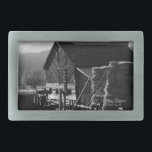 Hay Barn Rechteckige Gürtelschnalle<br><div class="desc">Hay Barn-Drucke und -Geschenke sind mit einem auffallenden Schwarz-Weiß-Foto versehen, das einen Heustapel neben einer alten Scheune im schönen Wertekontrast von Kurt Keller mit einer 35-mm-Kamera einfängt, während er auf einer weniger in den Bergen von Utah gereisenen Straße unterwegs ist. Dieses einzigartige Foto ist ein Geschenk für Naturliebhaber und Fotografen...</div>