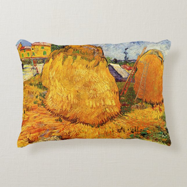 Haystacks in der Provence von Vincent van Gogh Dekokissen (Vorderseite)