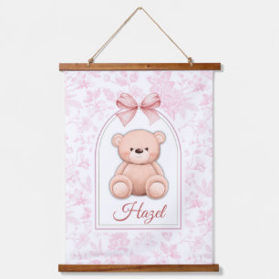 Hazel Benutzerdefiniertes rosa Teddy-Bär-Kinderz Wandteppich Mit Holzrahmen