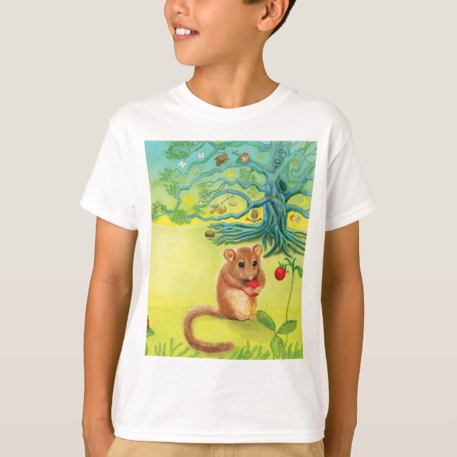 Hazel Dormouse Eating Wild Strawberry T-Shirt (Vorderseite)