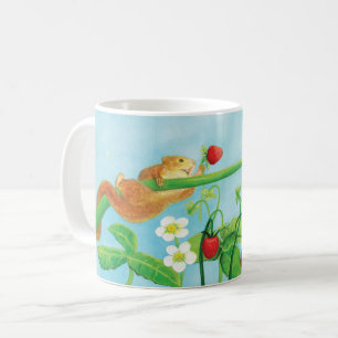 Hazel Dormouse, wilde Erdbeeren & Löwenpuff Kaffeetasse