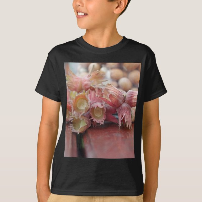 Hazelnuts.JPG T-Shirt (Vorderseite)