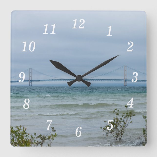 Hazy Mighty Mac Quadratische Wanduhr (Vorderseite)