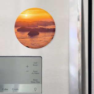 Hazy Sonnenuntergang auf der Kurushima Kaikyo Brid Magnet