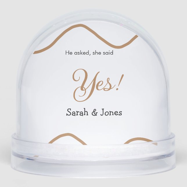 He asked she said yes engagement simple minimal  schneekugeln (Vorderseite)