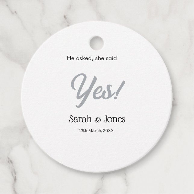 He asked she said yes engagement simple silver dat geschenkanhänger (Vorderseite)