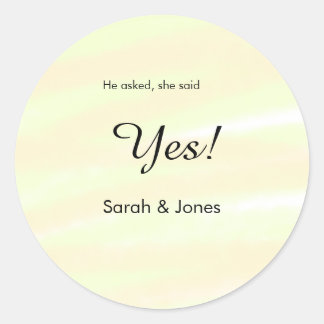 He asked she said yes engagement yellow pastel  runder aufkleber